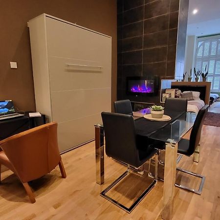 Castell Haven Studio Apartment Cardiff Bagian luar foto